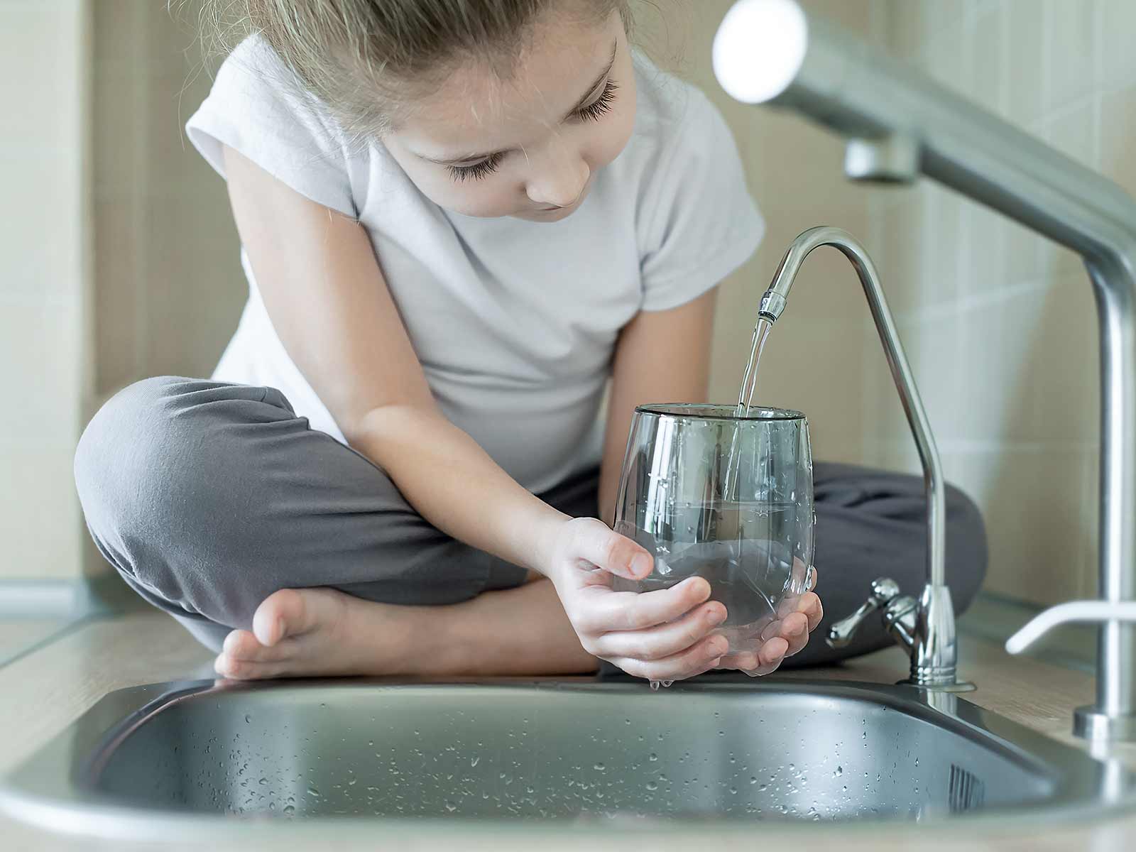 Проверить качество воды в домашних условиях